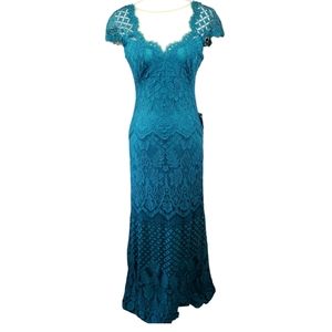 Tadashi Shoji NWT Cosette Lace Gown Size 4 Cerulean Blue Retail $428